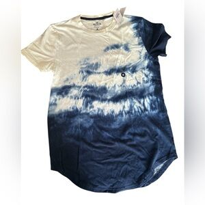NWT Hollister Navy and White Curved Hem Tee size XS